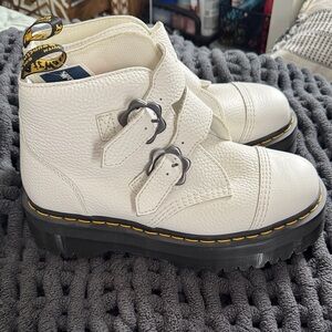 Dr Martens White Boot